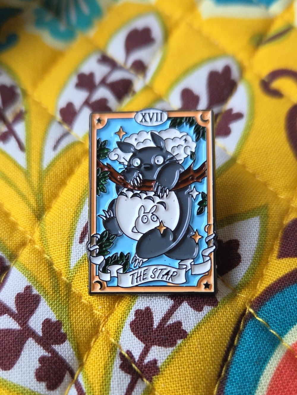 The Star Enamel Pin — Blue and Gold Cartoon Design